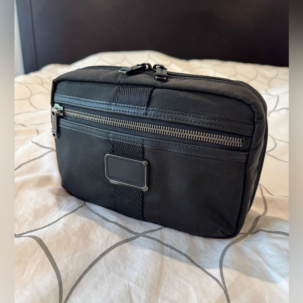 Tumi Alpha Bravo Reno Travel/Dopp Kit, Black - Picture 4 of 12